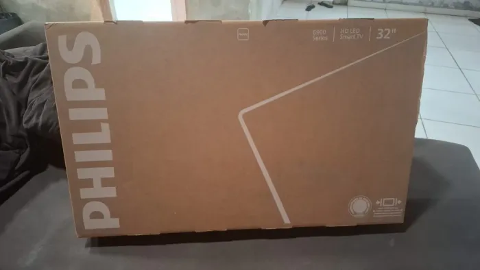 Promoção TV 32 lacrada ? smart