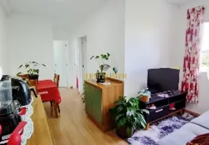 Apartamento de 2 Quartos com Elevador para Locação no Condomínio Residencial Caxangá II em