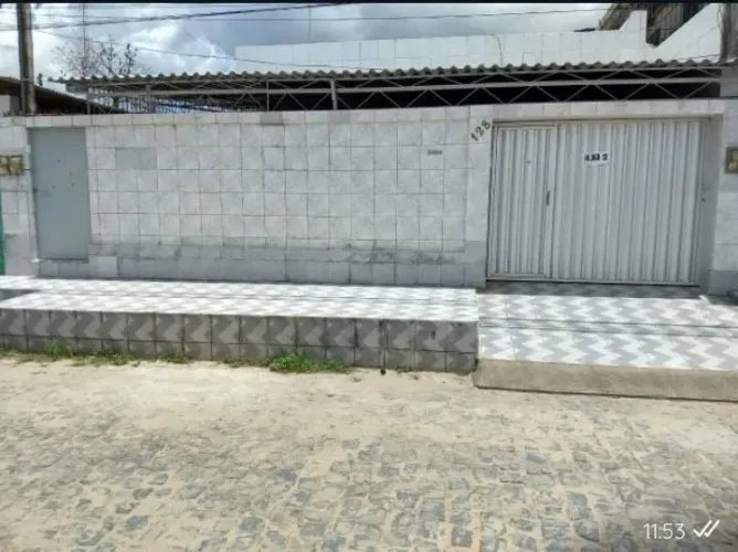 Vendem-se 3 casas no Ibura de Baixo