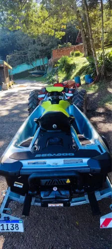 Vendo jet ski seadoo gti se 130 2022 90 hs de uso