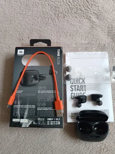 Fone JBL tune buds perfect fit