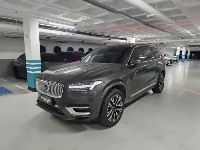 Volvo XC-90 XC 90 T-8 Híbrido Momentum 2.0 5P 2021