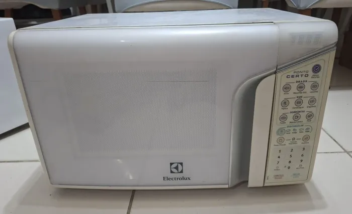 Microondas Eletrolux 31L