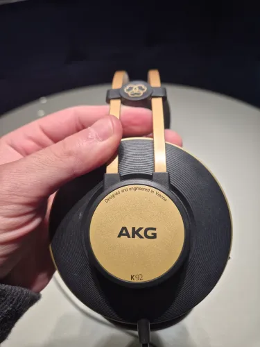 Headphone AKG K92