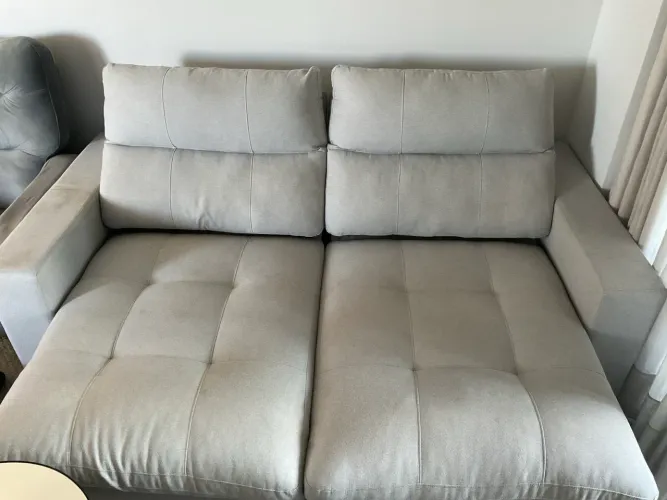 Sofá retrátil e reclinável cinza 3 lugares
