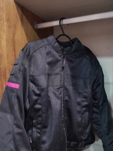 Vendo ou troco jaqueta x11 nova