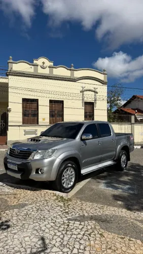 Toyota Hilux CD SRV D4-d 4X4 3.0 TDI Diesel AUT 2015