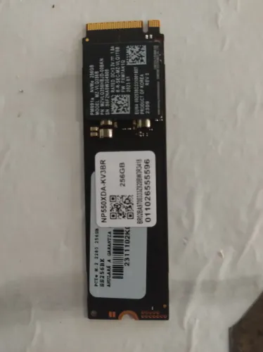 SSD nvme 256 gigas com Win 10