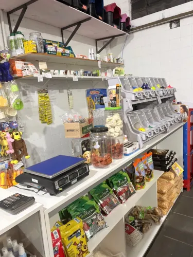 Vendo Casa de ração 