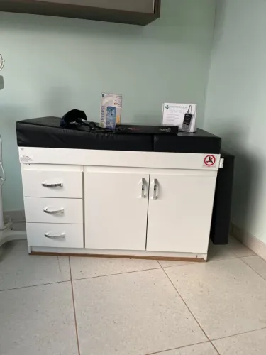VENDO CONSULTÓRIO GINECOLÓGICO COMPLETO NOVO