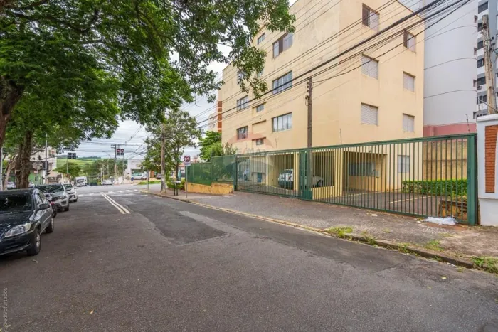 RE/MAX Casanova vende apartamento 2 dormitórios 67m² - Jardim Flamboyant - Campinas R$297.