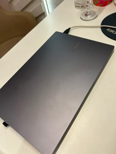 Notbook Samsung Book 4