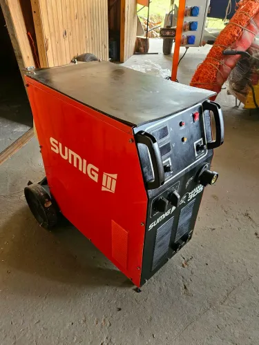 Maquina De Solda Soldadora Mig/mag Hawk 305 Tri 220/380