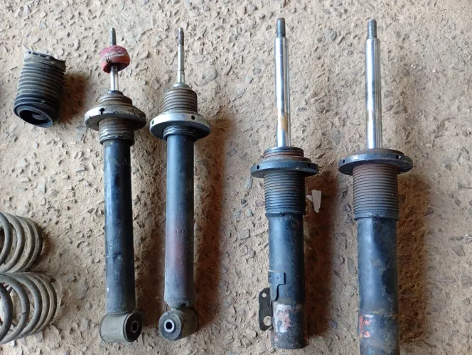 Vendo ou troco Suspensão a rosca VW geração 5