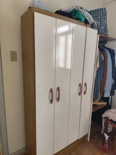 Guarda Roupa de Solteiro