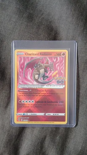 Carta pokemon charizard 