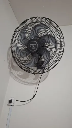 Vende ventilador de parede