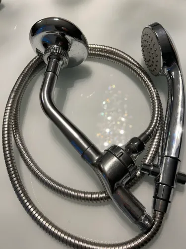 Kit Chuveiro Ducha Fame Cromada mangueira 1,80m com desviador Chuveiro de Mão Celite