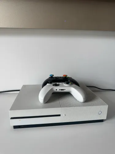 X box one s 1T
