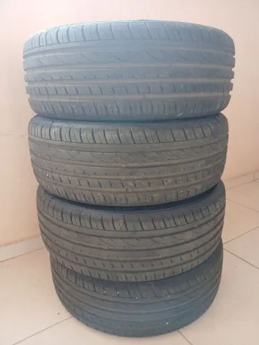 Rodas aro 17 multifuros 4x100 com pneus