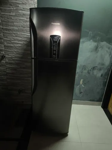 Geladeira Panasonic Inverter 387l