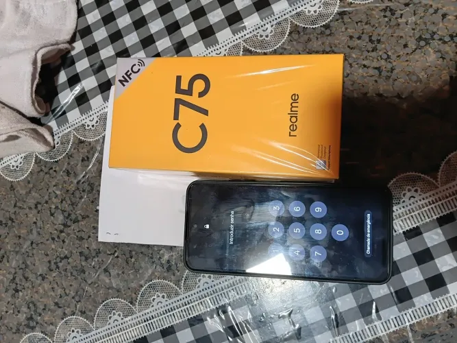 Vendo realme c75 256 gb 8 gb de ram aprova d'água completo com nota carregador e caixa 