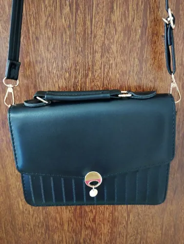 Bolsa preta Renner