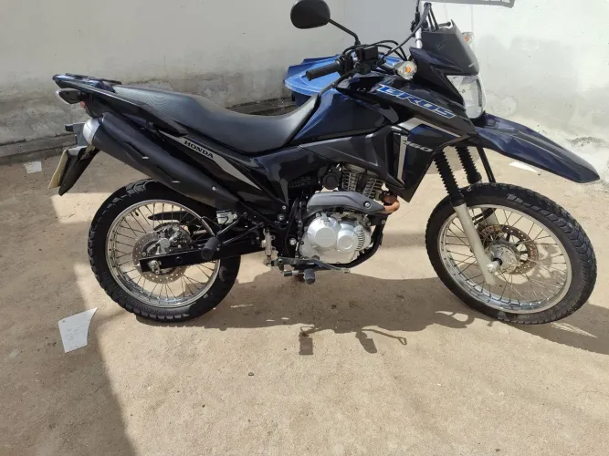 Vendo Bros 160 ano 23/24 com kilometragem muito baixa