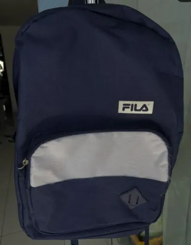 Mochila marca Fila