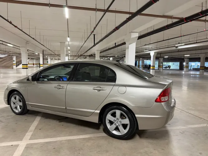 Honda Civic Sedan LXS 1.8/1.8 Flex 16V Aut. 4P 2007