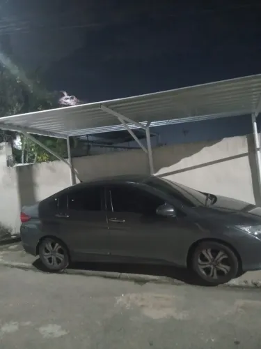 Cobertura para carro grande