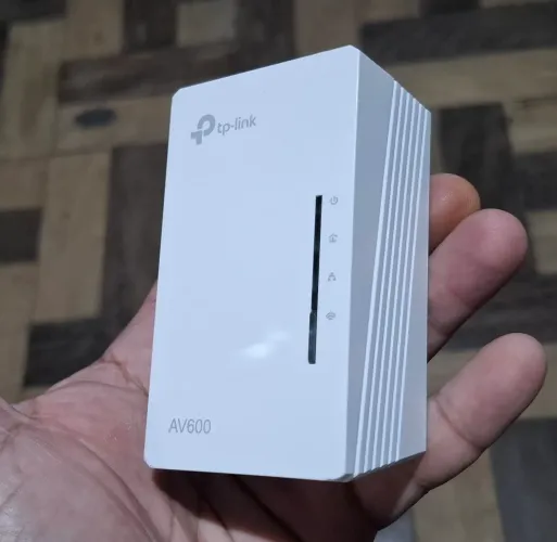 Repetidor de sinal pela rede elétrica TP-Link TL-WPA4220