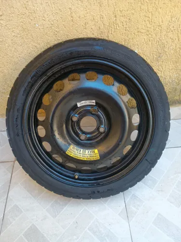Vendo pneu de estepe fino original do Onix 1.0 LT.