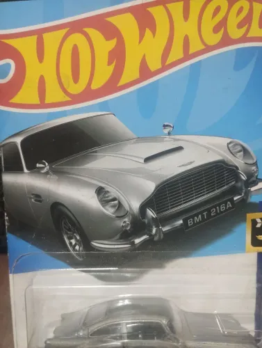 Hot Wheels Aston