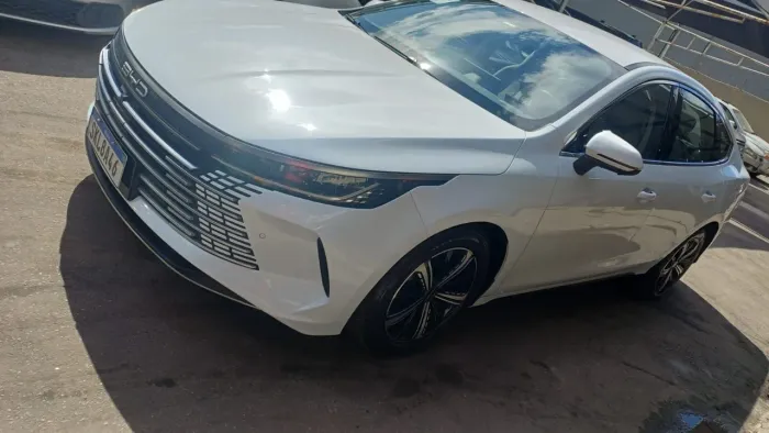 BYD King GL 1.5 16V Híbrido Aut. 2025