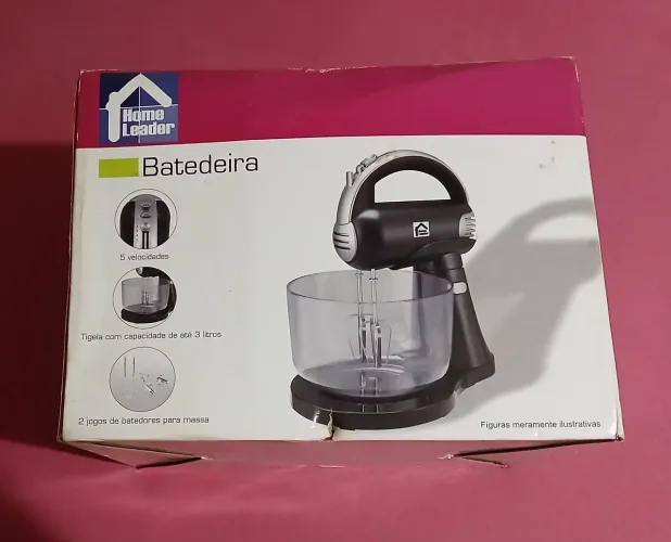 Vendo batedeira de bolo Home Leader 5 velocidades