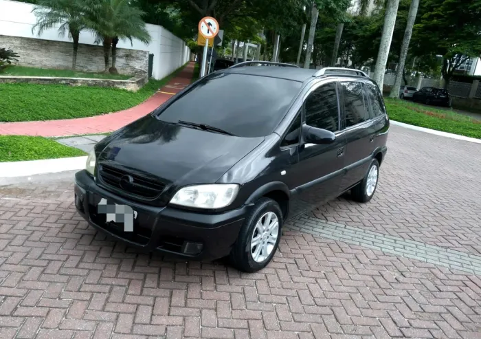 Chevrolet Zafira Elegance 2.0 MPFI Flexpower 8V 5P 2010