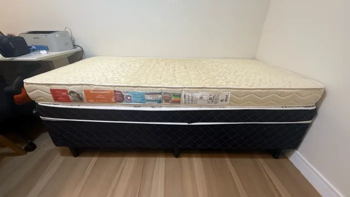 Cama box + Colchão