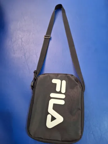 Bolsa shouder Fila original ótimo Estado