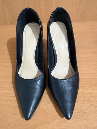 Scarpin preto 37