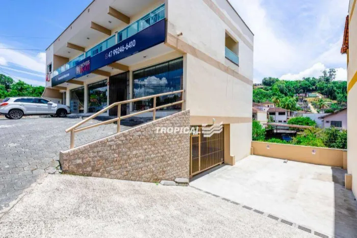 Kitnet com 1 dormitório para alugar, 45 m² por R$ 1.500,00/mês - Asilo - Blumenau/SC