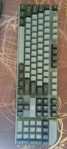 teclado semi mecânico RGB
