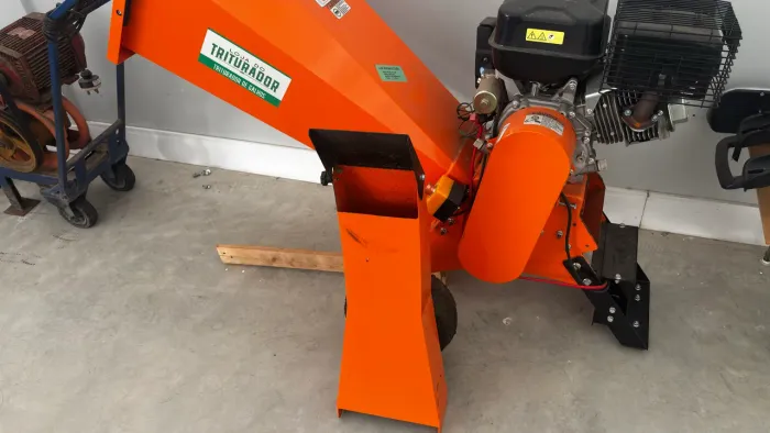 Triturador de Galhos Bio 115 G 15HP 2024