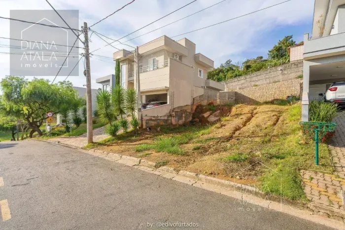 Terreno à Venda no Condomínio Reserva da Mata em Vinhedo/SP
