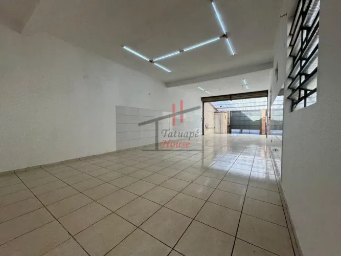 Salão Comercial 210m2 com casa nos Fundos 300m2