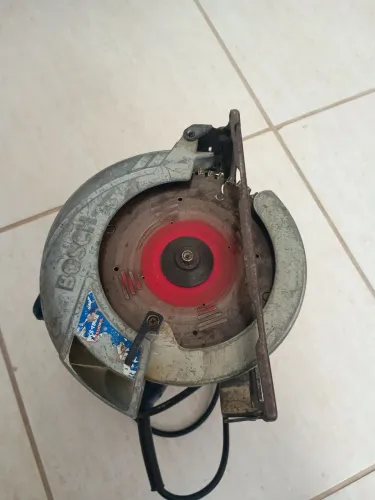 Vendo serra circular bosh 
