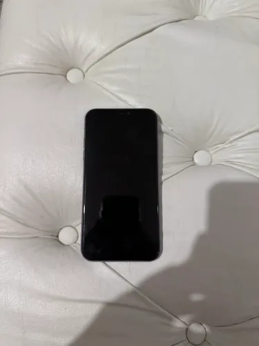 IPHONE 11 - 64GB