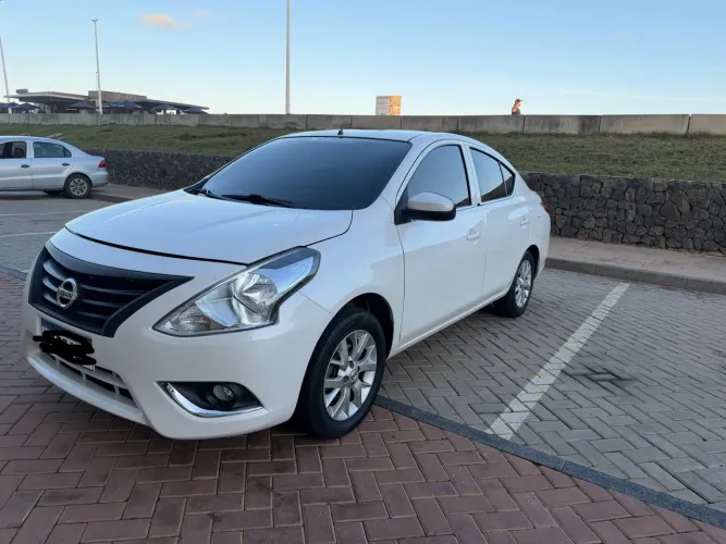Nissan Versa SV 1.6 16V Flexstart 4P Mec. 2017