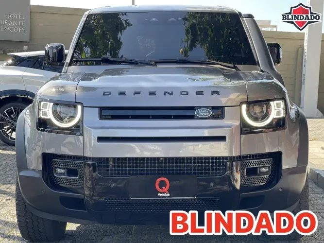 Land Rover Defender 110 2.0 Turbo HSE SI4 AUT 2022