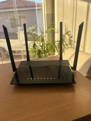 50 Roteadores D-Link DIR-841 4 antenas com fontes